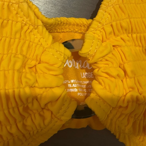 Yellow smocked o-ring bikini - Picture 6 of 7